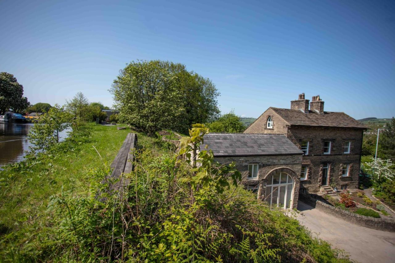 Stunning Stone Coach House Apartment Marple Exterior photo